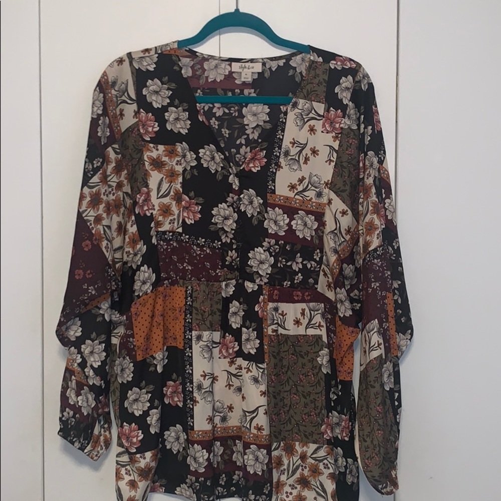 Gorgeous silk, v-neck, patchwork blouse!